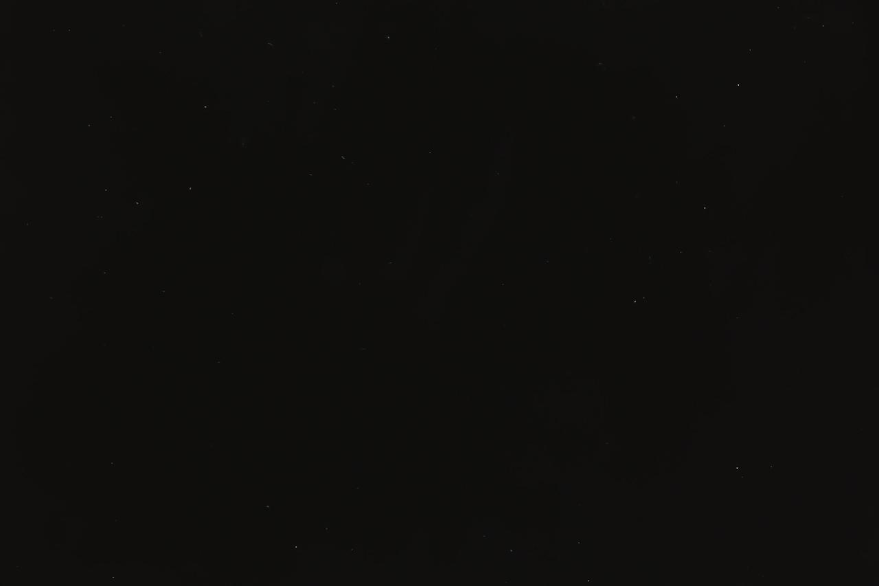 Алюмінієва композитна панель 4-04 Albond® 7000 / SOLID / RAL 8022 Black Brown