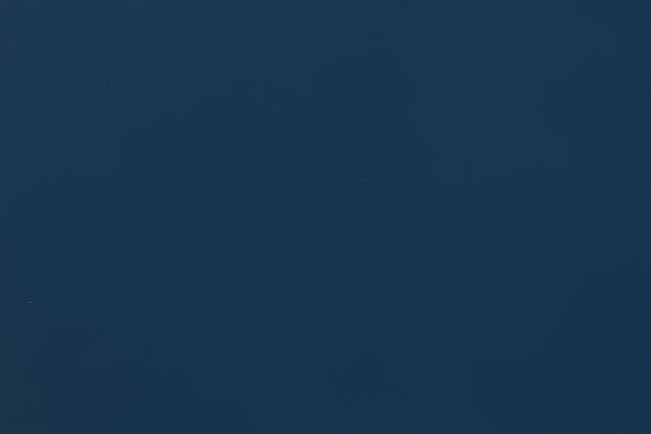 Алюмінієва композитна панель 4-04 Albond® 7000 / SOLID / RAL 5001 Green Blue